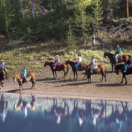Parade Rest Ranch Запад Йеллоустон Экстерьер фото