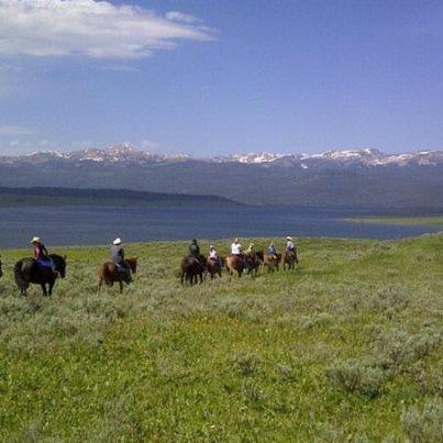 Parade Rest Ranch Запад Йеллоустон Экстерьер фото